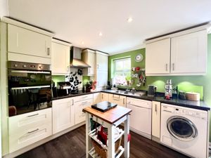 Dining Kitchen- click for photo gallery